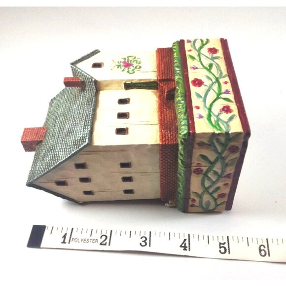 Jim Shore Heartwood Creek 2004 Amish Square Salt Box House Figurine #0000304 - Picture 9 of 10